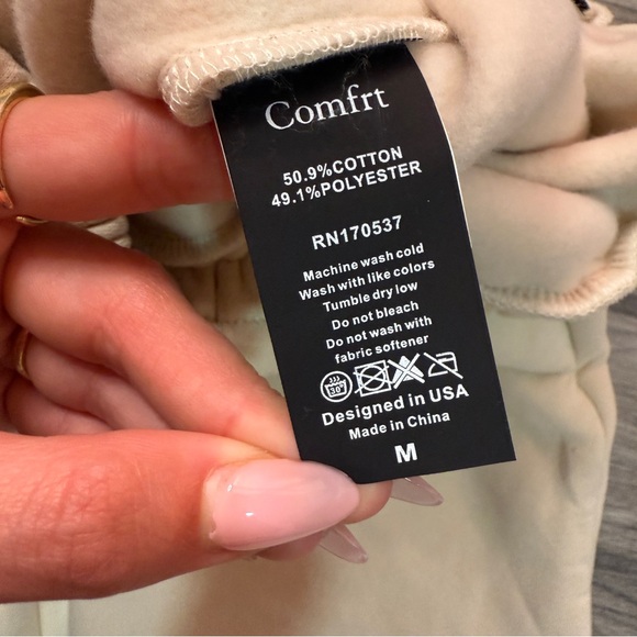 Comfrt Travel Essentials Beige Sweatpants Size M - Picture 7 of 11